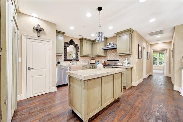5055 Addison Circle - Photo 4