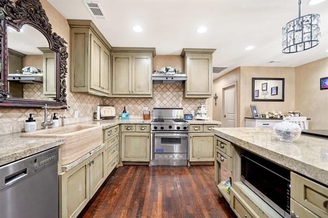 5055 Addison Circle - Photo 19