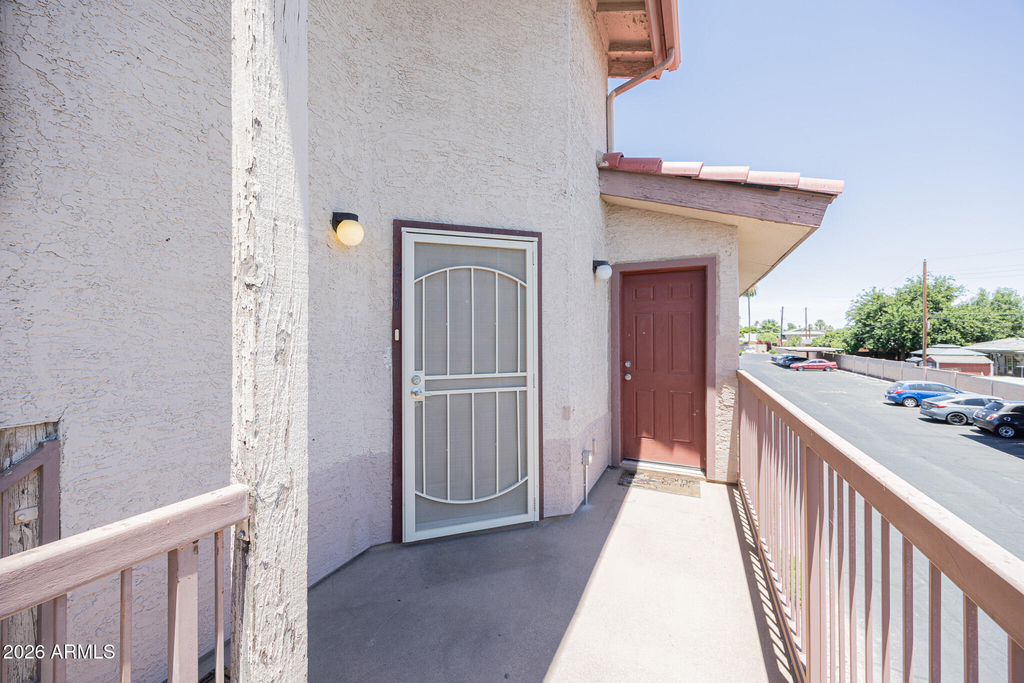 4828 W Orangewood Avenue - Photo 2