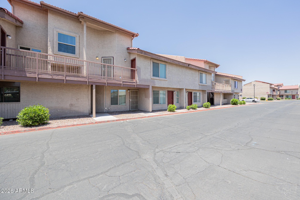 4828 W Orangewood Avenue - Photo 0