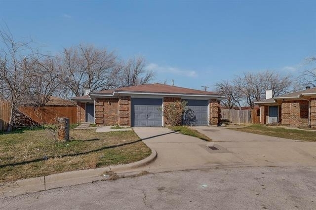 4517 Ebbtide Court - Photo 2