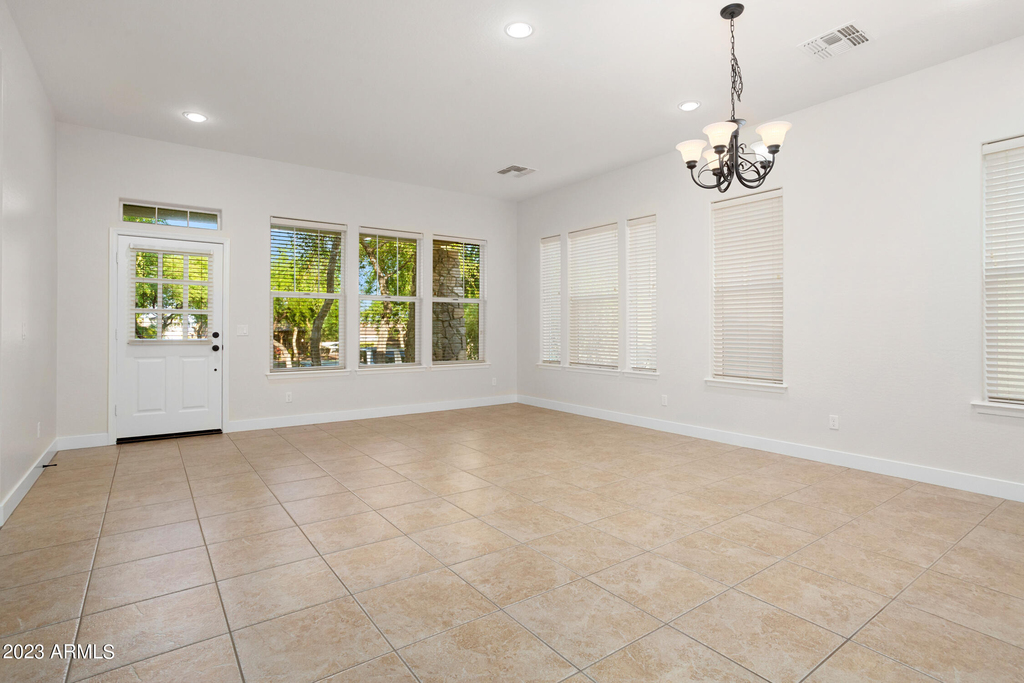 4398 N Jackson Court - Photo 6