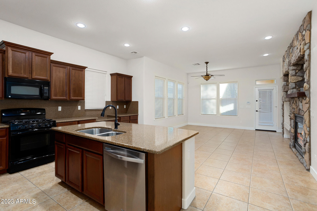 4398 N Jackson Court - Photo 13