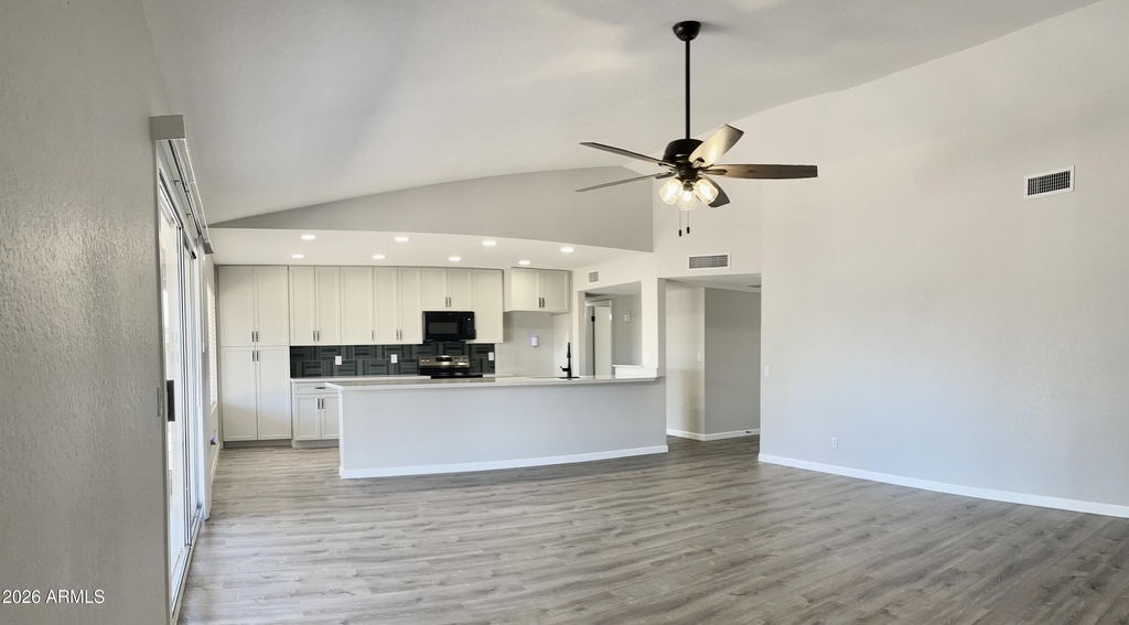 3901 W Sweetwater Avenue - Photo 5