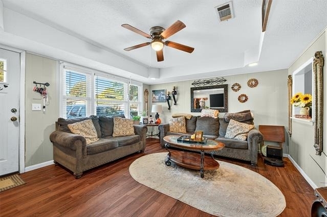 2321 N Shannon Street - Photo 4