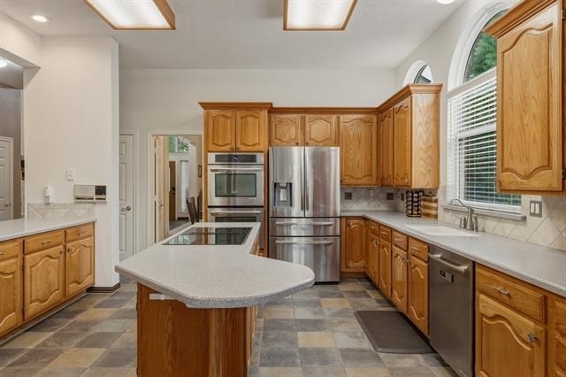 7612 Oak Knoll Drive - Photo 7