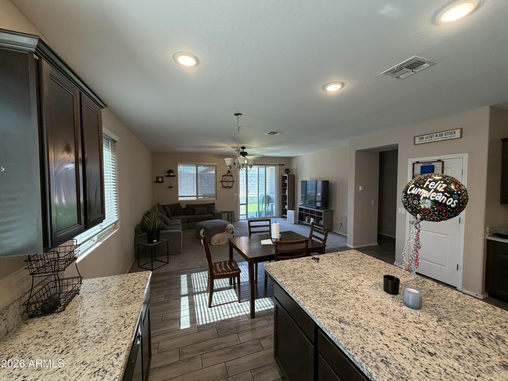 24740 W Jessica Lane - Photo 4