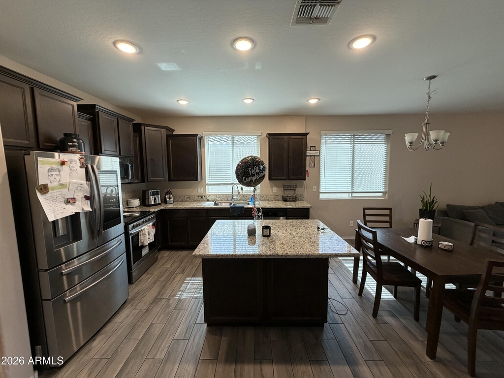24740 W Jessica Lane - Photo 5
