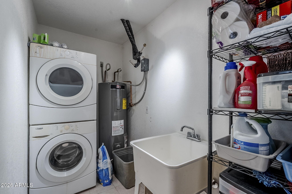 1022 W Apollo Avenue - Photo 21