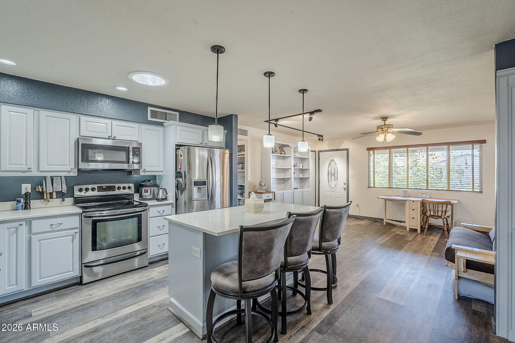 1022 W Apollo Avenue - Photo 28