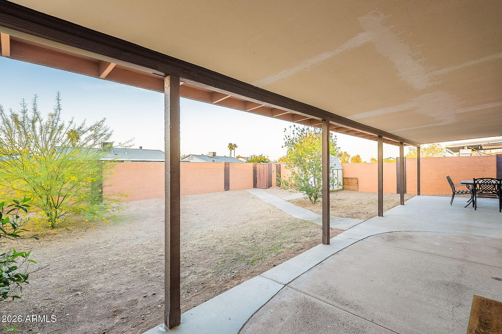 1022 W Apollo Avenue - Photo 7