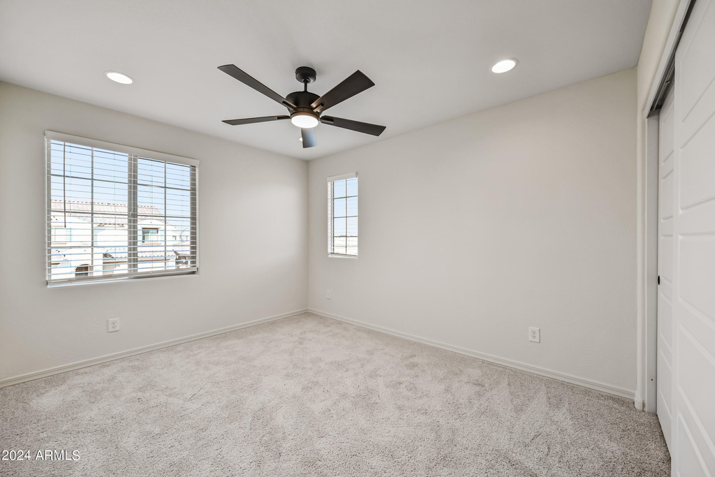 8961 W San Juan Avenue - Photo 30