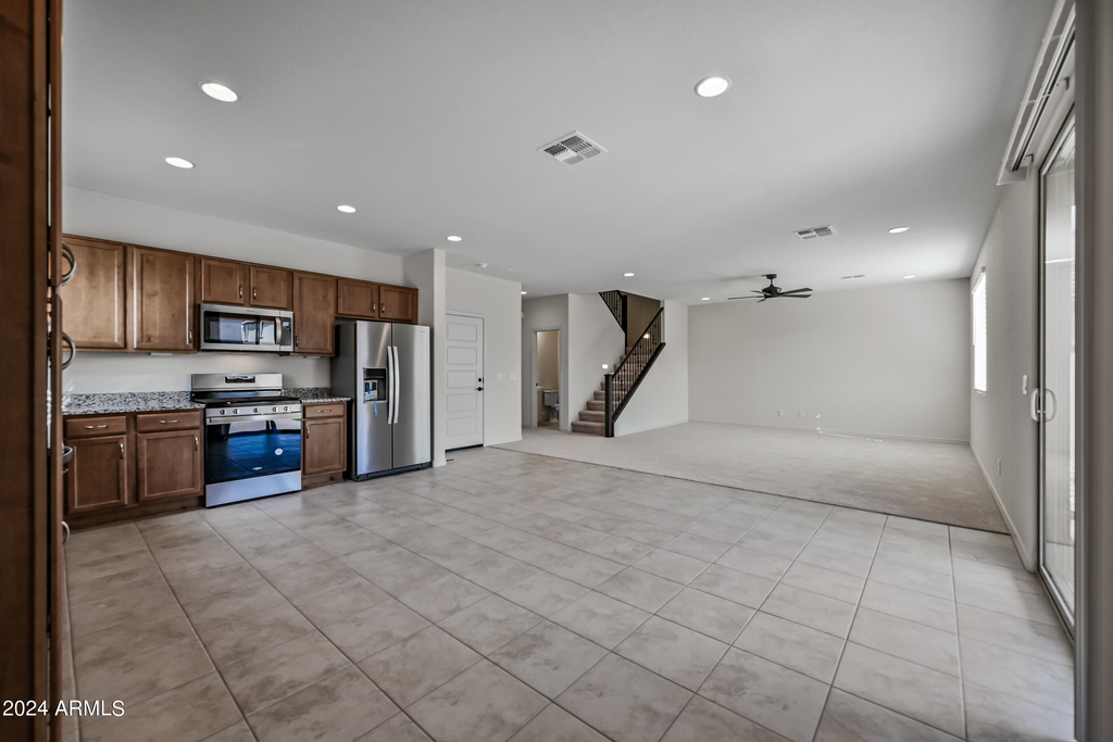 8961 W San Juan Avenue - Photo 11