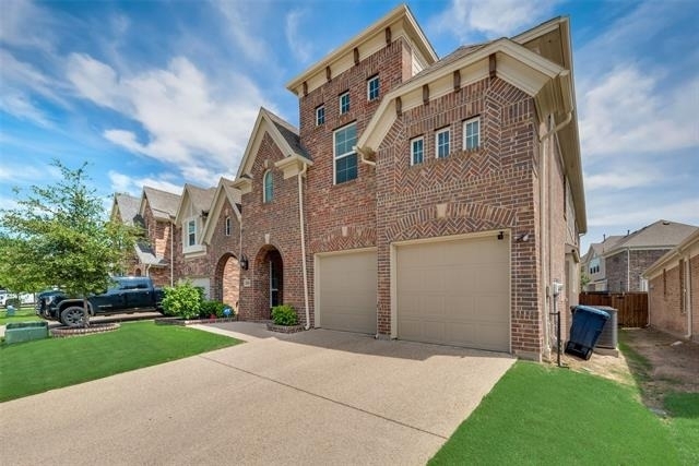 3940 Shrike Trail - Photo 0