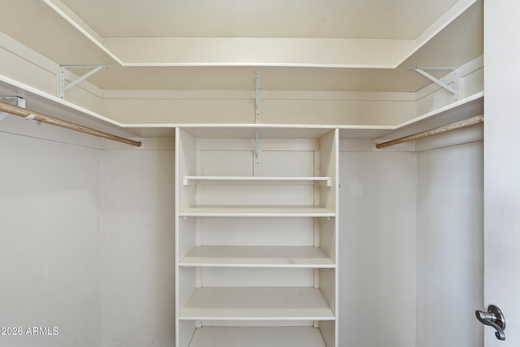 5654 W Mountain View Road - Photo 19