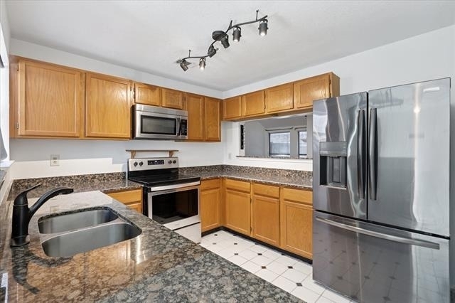 2232 Turf Club Drive - Photo 4