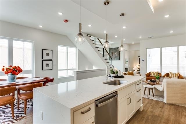 345 College Avenue - Photo 8