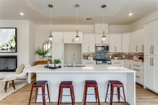 345 College Avenue - Photo 9