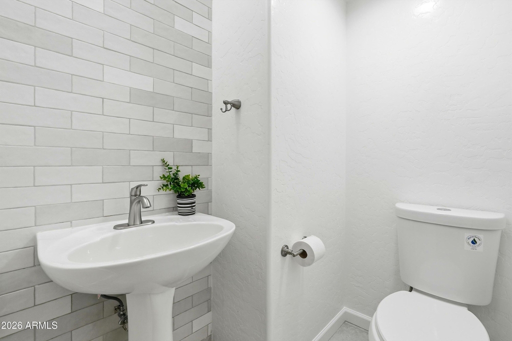 7527 S 13th Place - Photo 11