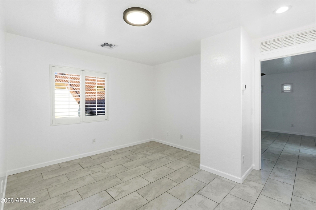 7527 S 13th Place - Photo 17