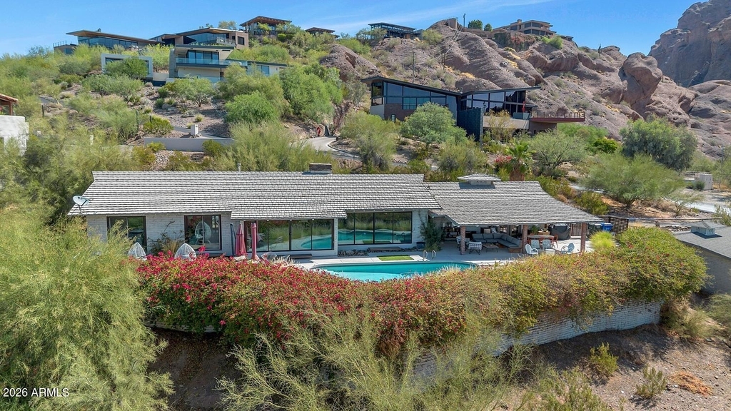 5526 N Camelback Canyon Drive - Photo 0