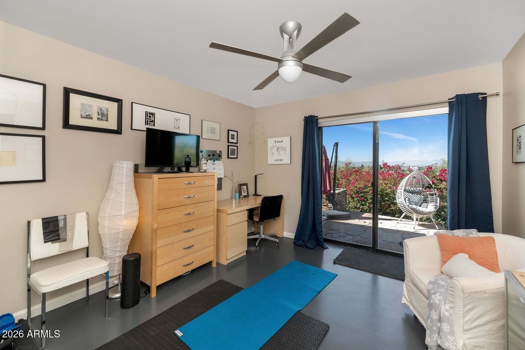 5526 N Camelback Canyon Drive - Photo 15