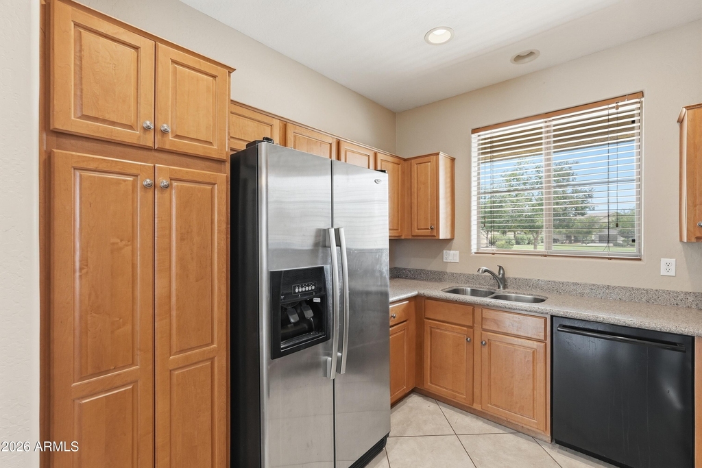 18184 N Calacera Street - Photo 5