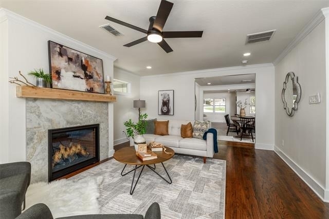 707 S College Street - Photo 9
