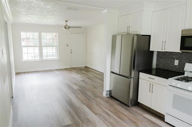 1528 Longview Street - Photo 1
