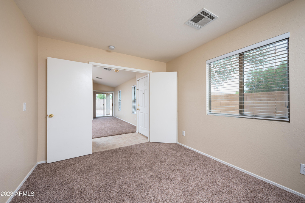 37153 W Amalfi Avenue - Photo 14