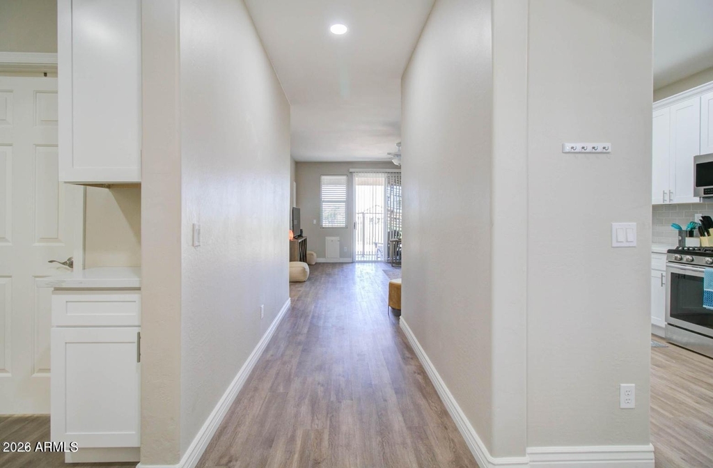 1000 S Roanoke Street - Photo 2