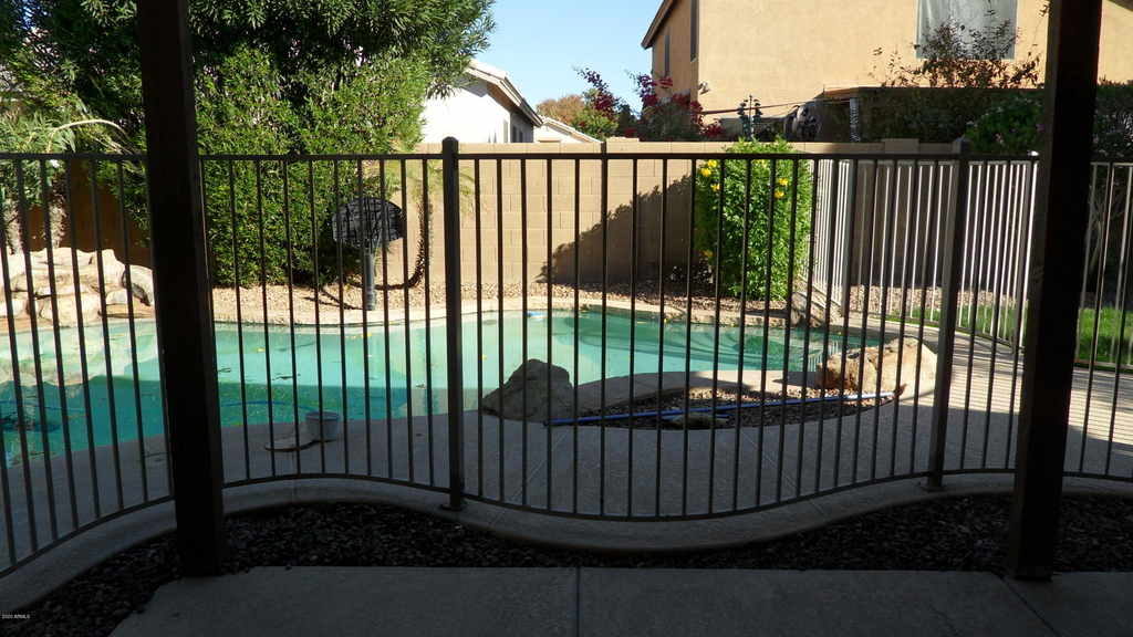 9008 W Quail Avenue - Photo 21
