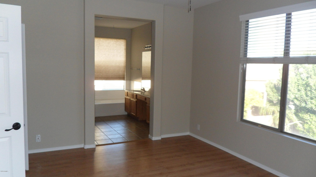9008 W Quail Avenue - Photo 16