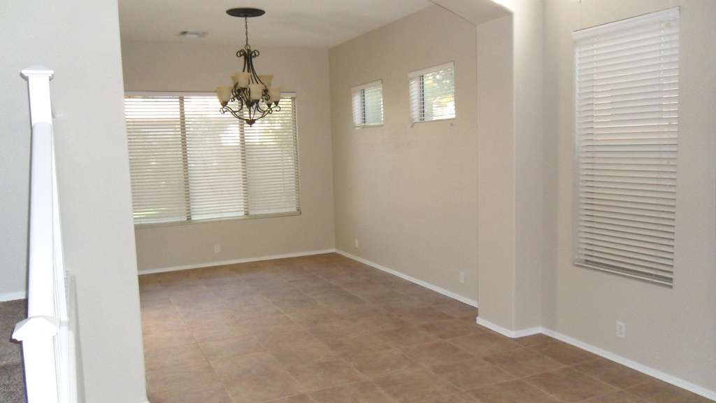 9008 W Quail Avenue - Photo 1