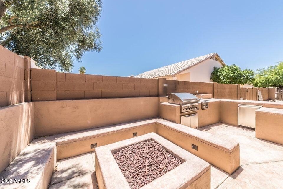 13352 W Alvarado Drive - Photo 19