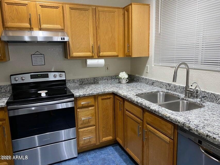 8972 W Lisbon Lane - Photo 12