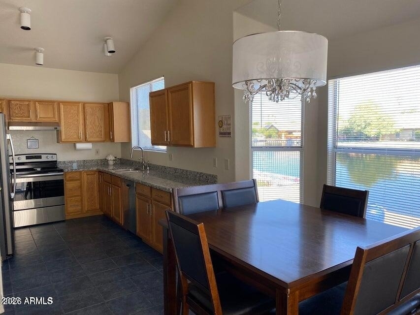 8972 W Lisbon Lane - Photo 13