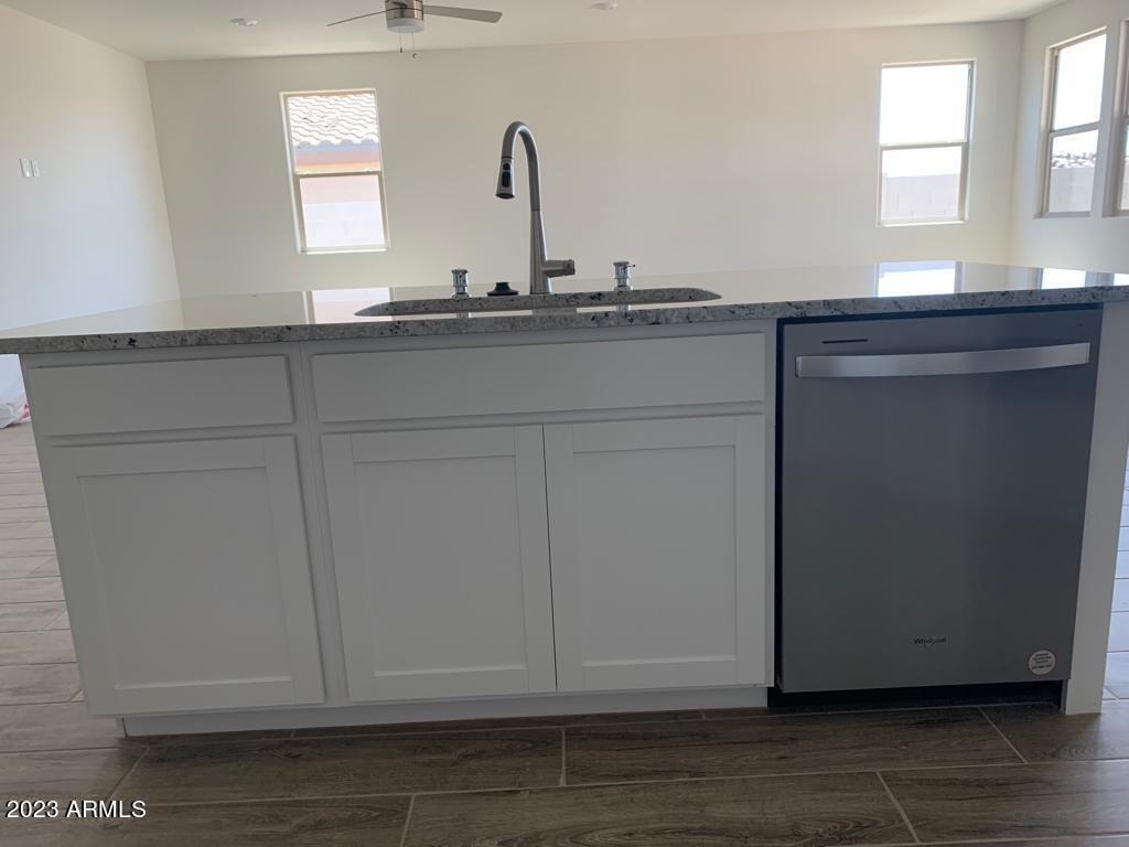 2340 W Sunland Avenue - Photo 8