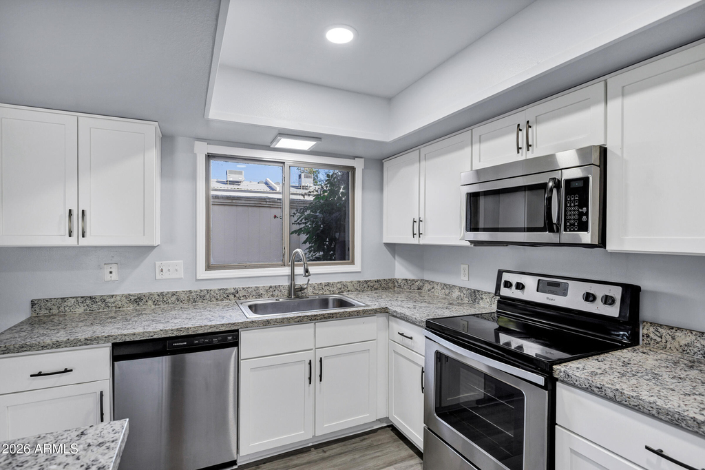 14 E Hermosa Drive - Photo 0