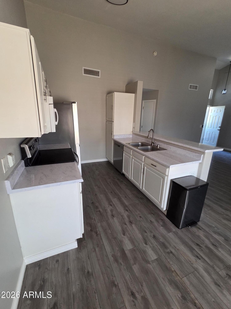 255 S Kyrene Road - Photo 9