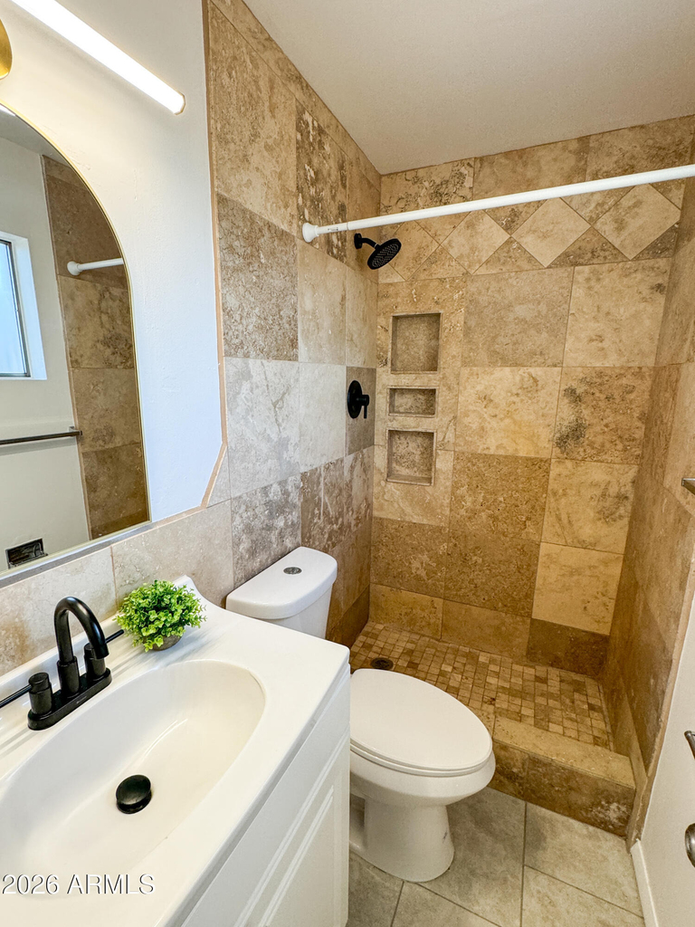 1050 W Romo Jones Street - Photo 5
