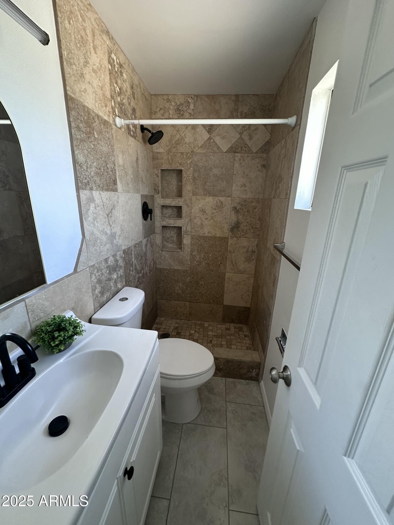 1050 W Romo Jones Street - Photo 7
