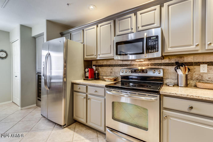 9455 E Raintree Drive - Photo 3