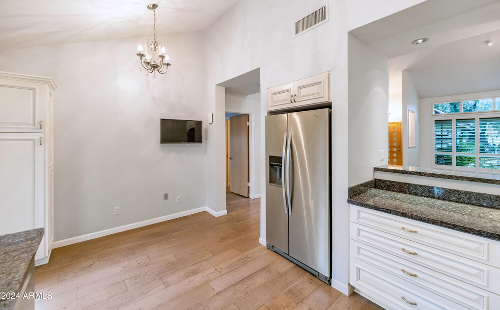 7113 E Arlington Road - Photo 8