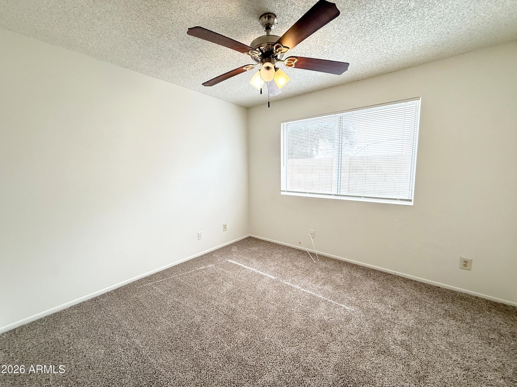 1016 W Nido Avenue - Photo 16