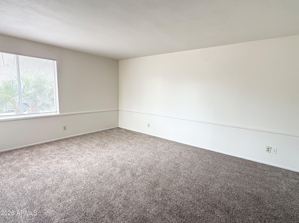 1016 W Nido Avenue - Photo 2