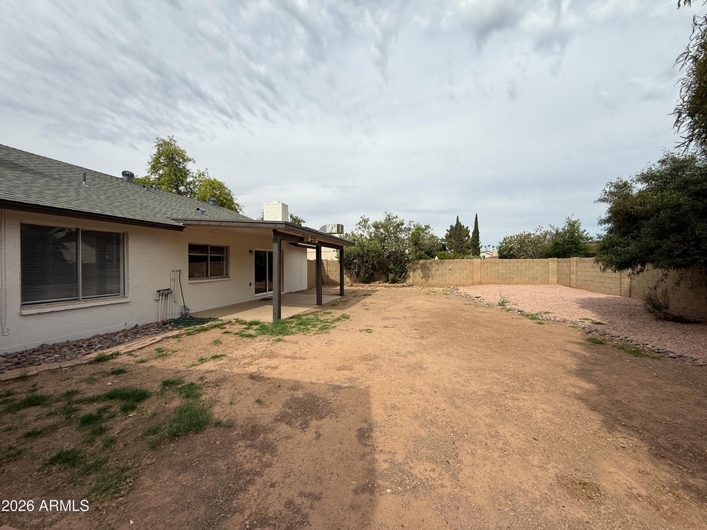 1016 W Nido Avenue - Photo 24