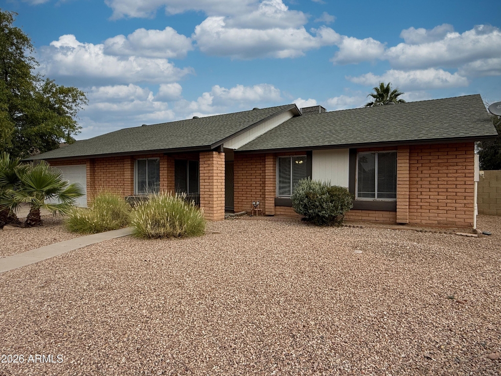 1016 W Nido Avenue - Photo 1