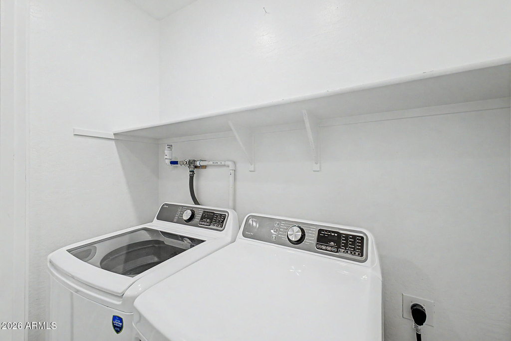 327 W Tamarack Drive - Photo 25
