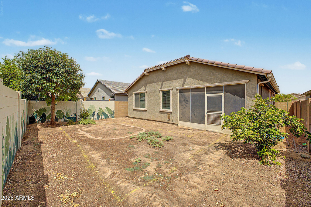 327 W Tamarack Drive - Photo 28